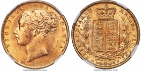 Victoria gold "Shield" Sovereign 1871 MS65 NGC, KM736.2, S-3853B. Die #28. Displaying free-flowing cartwheel brilliance over features revealing only t...