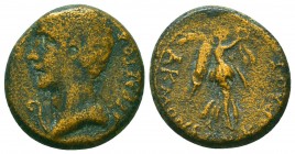 Phrygia. Akmoneia . Augustus 27-14 BC. Bronze Æ. Bare head left; lituus to left / Nike advancing right, holding palm and wreath.
Condition: Very Fine
...