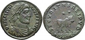 Römische Münzen
Kaiserzeit. Julianus II. 361-363. 
Doppelmaiorina -Sirmium-. D N FL CL IVLIANVS P F AVG. Drapierte und gepanzerte Büste mit Diadem n...