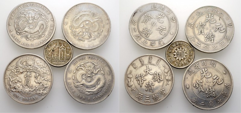 Ausländische Münzen und Medaillen
China. . 
5 Stücke: Dollar 1911 unter Kaiser...