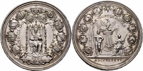 Sammlung Sedisvakanz - Münzen und Medaillen
Bamberg. . 
Silbermedaille 1746 von P.P. Werner und J.L. Oexlein (Nürnberg). Kaiser Heinrich II., der St...