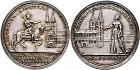 Sammlung Sedisvakanz - Münzen und Medaillen
Bamberg. . 
Silbermedaille 1795 von J.P. Werner (Nürnberg). Kaiser Heinrich II. im Kronornat mit geschul...