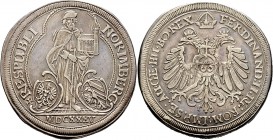 Altdeutsche Münzen und Medaillen
Nürnberg, Stadt. . 
Reichsguldiner zu 60 Kreuzer 1635. St. Sebaldus mit Kirchenmodell zwischen zwei Stadtwappen ste...