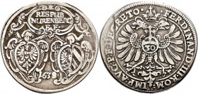 Altdeutsche Münzen und Medaillen
Nürnberg, Stadt. . 
1/2 Reichsguldiner zu 30 Kreuzer 1639 (aus 1638 im Stempel geändert). Zwei mit Engeln bedeckte ...