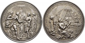 Altdeutsche Münzen und Medaillen
Nürnberg, Stadt. . 
Silberne Hochzeitsmedaille o.J. (um 1700) von Georg Hautsch. Unter strahlender Sonne wird ein j...