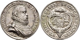 Altdeutsche Münzen und Medaillen
Pfalz, Kurlinie. Johann Casimir von Lautern 1576-1592. 
Silbermedaille 1588 von Claude de la Cloche. Geharnischtes ...