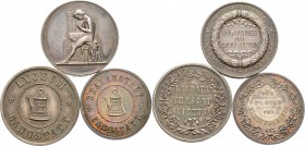 Altdeutsche Münzen und Medaillen
Stuttgart-(Bad) Cannstatt. . 
Lot (3 Stücke): Silberne Schulprämienmedaillen. Mittlere Preismedaille des Lyceums o....