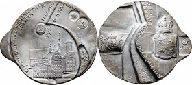 Thematische Medaillen
Güttler, Peter Götz (1939-). . 
Weißmetallmedaille 1997. Auf das 5. Mitteldeutsche Münzsammlertreffen in Freiberg vom 6. bis 8...