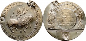 Thematische Medaillen
Güttler, Peter Götz (1939-). . 
Weißmetallmedaille 2002. Auf das 10. Mitteldeutsche Münzsammlertreffen in Saalfeld vom 4. bis ...