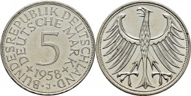Deutsche Münzen und Medaillen ab 1871
Bundesrepublik Deutschland. . 
5 Deutsche Mark 1958 J. Kursmünze. J. 387.
sehr selten in dieser Erhaltung, fa...