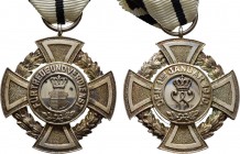 Deutsche Orden und Ehrenzeichen
HOHENZOLLERN. 
Fürstlich Hohenzollernscher Hausorden, Silbernes Verdienstkreuz ab 1910. Silber, mit beidseitig separ...