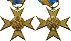 Deutsche Orden und Ehrenzeichen
PREUSSEN. 
Verdienstkreuz in Gold 1912-1918. Bronze-vergoldet, am Originalband. OEK 1849, Nimmergut 2454. 41 x 41 mm...