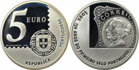 Europäische Münzen und Medaillen, Portugal. 150 Jahre Portugiesische Briefmarken. 5 Euro 2003. 14,0 g. 0.500 Silber. 0.23 OZ. KM 749. Polierte Platte...