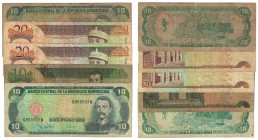 Banknoten, Dominikanische Republik / Dominican Republic, Lots und Sammlungen. 10 Pesos Oro 1997. P.153. III, 10 Pesos Oro 1998. P.153. II, 10 Pesos Or...