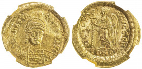 BYZANTINE EMPIRE: Anastasius I, 491-518, AV solidus (4.44g), S-5, helmeted and cuirassed bust, facing slightly to the right, holding spear // Victory ...