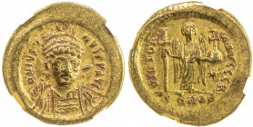 BYZANTINE EMPIRE: Justin I, 518-527, AV solidus (4.50g), Constantinople, S-56, helmeted and cuirassed bust, holding spear and shield // angel facing, ...
