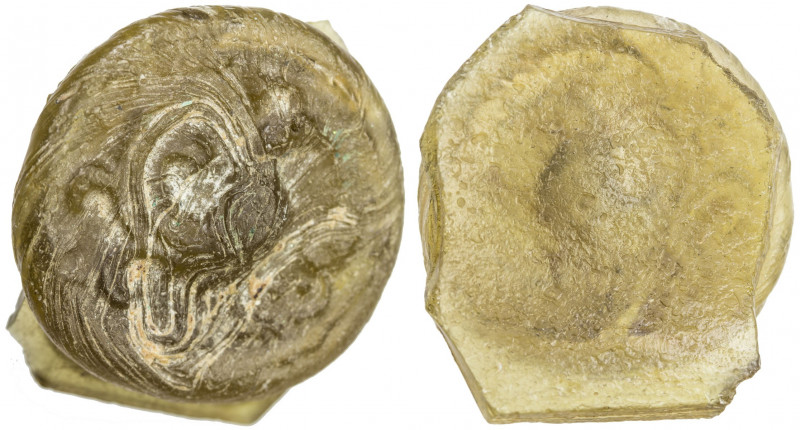 ARAB-SASANIAN: ca. 680s-750s, glass vessel stamp (13.25g), Balog-2, peacock-like...