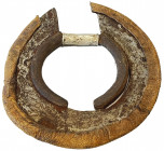 AFRICA: ring knife (45.28g), 105 x 98mm, circular blade wrapped in leather, VF, ex Charles Opitz Collection. 
Estimate: USD 100 - 150