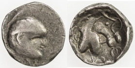 SAMARKAND: Anonymous, ca. 100-400, AR unit (2.70g), cf. Zeno-151724, Yueh Chi-style diademed bust left, crudely engraved // forepart of a horse right,...