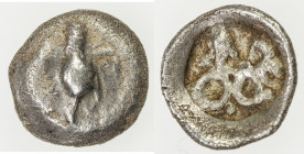 KYAIKTO: ca. 1st century AD, AR 1/20 unit (0.43g), Mahlo-2.6, conch shell // 3-jewel symbol (nandyavarta/triratna) combined with the upper portion of ...