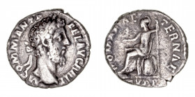 Imperio Romano
Cómodo
Denario. AR. (177-192). R/ROMAE AETERNAE, en exergo (CVPP). Roma sentada a izq. con Victoria y lanza. 2.63g. RIC.195. MBC-.