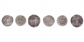 Monedas Árabes
Imperio Almorávide
Quirate. AR. Lote de 3 monedas. MBC- a BC-.