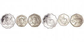 Monedas Extranjeras
Botswana
Lote de 3 monedas. CuNi. Pula 1897 y 1991 y 2 Pula 1994. KM.8, 24 y 25. EBC+ a MBC.