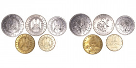 Monedas Extranjeras
Djibouti
Serie 1999 (5 valores). AE/CuNI. 1, 2, 10, 20 y 50 Francs. KM.20, 21, 23/25. Muy escasa así. EBC.