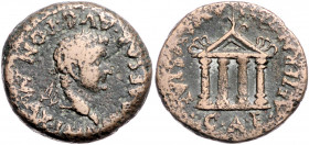 RÖMISCHES REICH, Tiberius, 14-37, AE As. Spanien, Stadt Emerita. Belorb. Kopf r. Rs.4-säuliger Tempel. 12,83g.
ss
RPC 48; ACIP 3414a