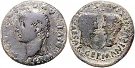 RÖMISCHES REICH, Germanicus und Drusus, 4-23, posthum unter Tiberius, 14-37, AE 17, Rom. Belorb. Tiberiusbüste l., PERM DIVI AVG COL ROM. Rs.Büsten Ge...