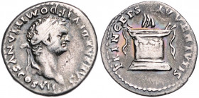 RÖMISCHES REICH, Domitian, 81-96, AR Denar, Rom. Belorb. Büste r. Rs.Brennender Altar zwischen Girlanden. 3,23g. Ex.Slg.Rattinger, vor 1981.
schöne P...