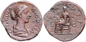 RÖMISCHES REICH, Crispina, Gemahlin des Commodus, +183, AE Sesterz. Drap. Büste r. Rs.Pudicitia l. sitzend. 19,84g.
ss
RIC 670; Kampm.42.21