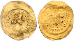 BYZANTINISCHES REICH, Justin II., 565-578, AV Tremissis CONOB =Konstantinopel. Diad. Büste r. Rs.Victoria mit Kranz und Kreuzglobus r. schreitend, i.F...