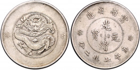 CHINA, Ching-Dynastie, 1644-1911, 9. Kaiser Kuang Hsü, 1875-1908. Dollar o.J. (posthum 1920-22), Yunnan. 4 Kreise unter Perle. 26,65g.
ss
KM Y.258.1...