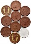 PORZELLAN, DRESDEN, Porzellan-Spendenmünze o.J.(1921) a.d. Jäger-Bataillon Nr.12 zu 10 Mark (1x). DAZU:Porzellan-Spendenmünze 1921 a.d. Verein der Hot...