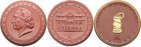 PORZELLAN, PÖSSNECK, Porzellanmed. o.J.(1921) als Goethe-Erinnerung. Aufl. unter 200 Stk. DAZU:Porzellanmed. o.J.(1947) auf Goethe und Wohnhaus am Fra...