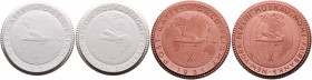 PORZELLAN, NEW YORK, Stadt, Porzellanmed. 1931 a.d. Post Gatty Welt-Flug (2x). Beide mit Aufl. unter 200 Stk.
2 Stk., vz
Scheuch 2168a; n