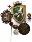 SPORT, Einseit. versilb. Br.-Abzeichen, Turnverein Arnshausen um 1900, Turnvater Jahn. DAZU:Anstecknadel Reichsbund (Kriegsgräberfürsorge); Ordenskreu...
