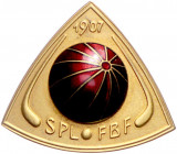 SPORT, Tragb. Sportabzeichen 1907 des finnischen Fußballverbandes. Rotlackierter Ball über SPL (Suomen Palloliitto) und FBF (Finlands Bollförbund). Rs...