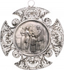 TAUFE UND FIRMUNG, Tragb. Silb.-Klischee in Einfassung o.J.(vmtl. 19.Jh.) von L.Heuberger a.d. Taufe. Taufszene im Kircheninnenraum mit Priester, Fami...