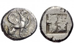 Greek Coins 
 Teos 
 Stater circa 478-465, AR 11.90 g. Griffin seated r., with l. forepaw raised. Rev. Quadripartite incuse square. Balcer, SNR 47, ...