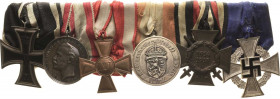 Ordensspangen
Spange mit 6 Auszeichnungen Preußen - Eisernes Kreuz 1914 2. Klasse. Hessen - Tapferkeitsmedaille. Preußen - Dienstauszeichnung 2. Mode...