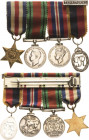 Miniaturen, Miniaturketten und Miniaturspangen
Spange mit 4 Auszeichnungen Auszeichnungen 2. Weltkrieg Sehr gut erhalten