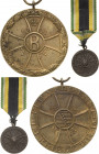 Orden deutscher Länder Sachsen-Meiningen
Medaille für Verdienste im Kriege Verliehen 1915-1917. Bronze. 39,5 mm. Mit Band. Dazu die Miniatur, 16 mm, ...