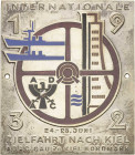 Auto- und Motorradmedaillen und -plaketten
Kiel Einseitige, versilberte und teilemaillierte Bronzeplakette 1932 (G. Brehmer) Internationale Zielfahrt...