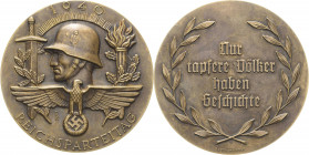 Drittes Reich
 Bronzemedaille 1940 (Richard Klein/Deschler) Reichsparteitag. Kopf eines Soldaten nach links über Reichsadler, zwischen Fackel und Sch...
