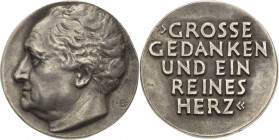 Personenmedaillen
Goethe, Johann Wolfgang 1749-1832 Silbermedaille o.J. (1932) (J. Bernhart) 100. Todestag. Kopf nach links / 5 Zeilen Schrift. 28 mm...