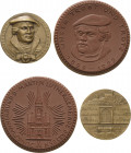 Reformation-Ereignisse und Jubiläen
 Braune Porzellanmedaille 1922 (Meißen) 400 Jahre Luthergemeinde Dresden. Brustbild des Reformators halblinks / S...
