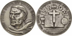 Reformation-Ereignisse und Jubiläen
 Silbermedaille 1967 (G. Baszel) 450 Jahre Reformation in Wien. Brustbild Luthers als Mönch nach links / Kreuz au...