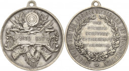 Schützenmedaillen
Eilenburg Versilberte Bronzemedaille 1909 (Chr. Lauer) 100-Jahrfeier der Reorganisation der Büchsen-Schützen-Gesellschaft. Schild u...